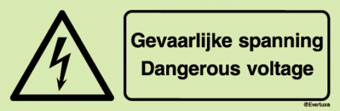 Dangerous voltage safety sign - S 44 29